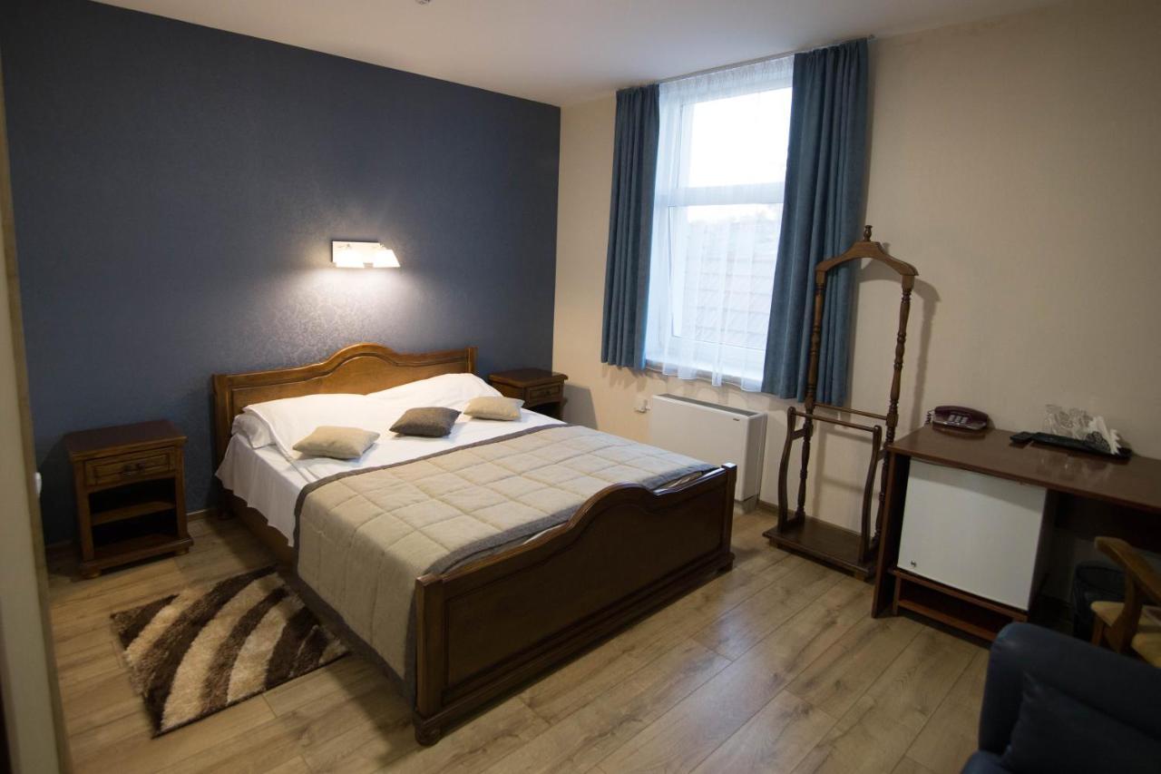 Hotel Villa Natali Chişinău Eksteriør billede